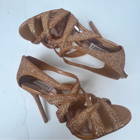 Badgley Mischka Shoes - Badgley Mischka Junebug rose gold glitter sandal strappy heel Women’s 9